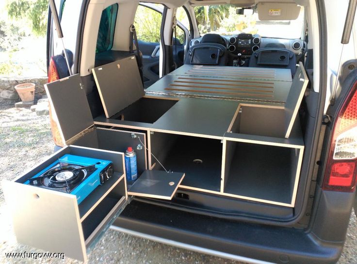 The Expert Tepee's compact dimensions make it easy to navigate both cities and countryside